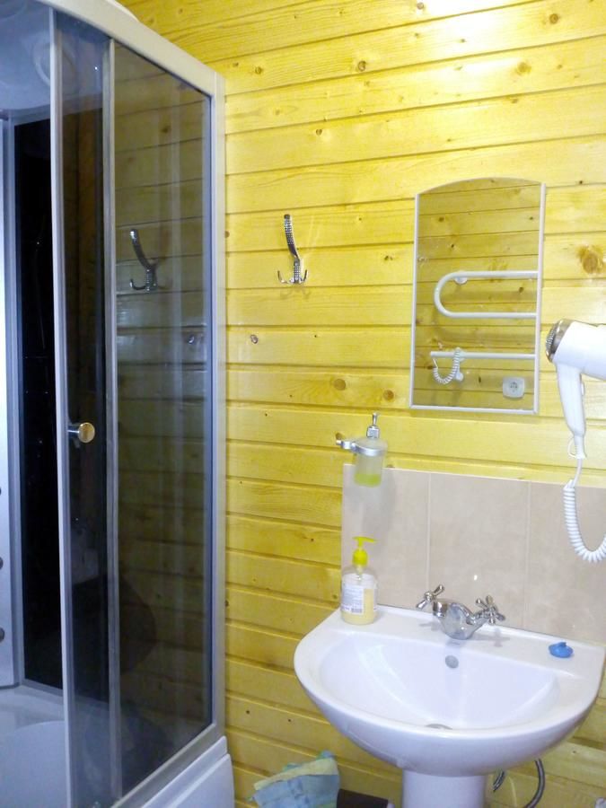 Проживание в семье Rosinka Яремче-21