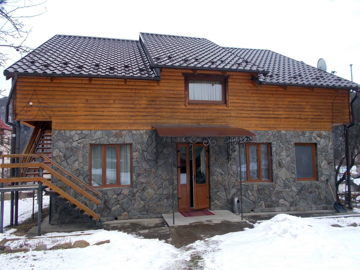 Проживание в семье Rosinka Яремче-33