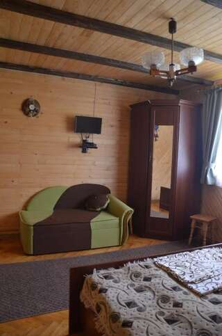 Проживание в семье Rosinka Яремче Бюджетный двухместный номер с 1 кроватью-6