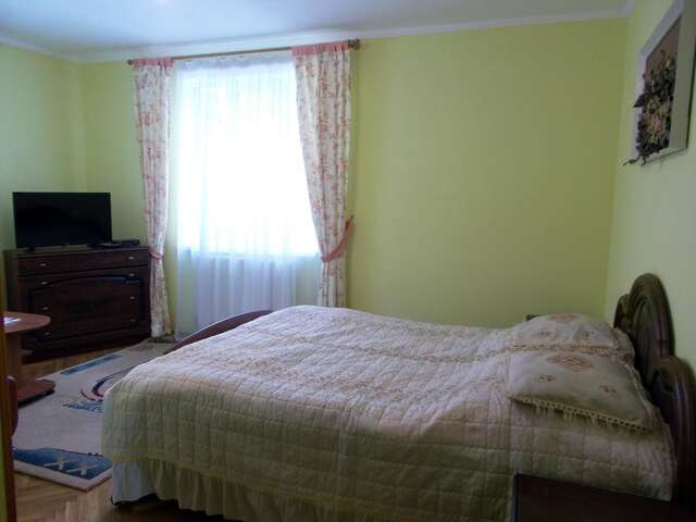 Проживание в семье Rosinka Яремче-35