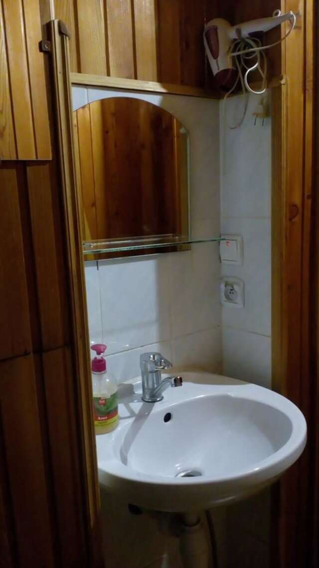 Проживание в семье Rosinka Яремче-10